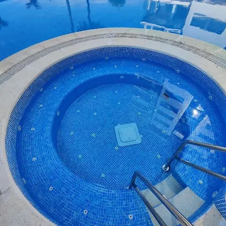 Magic World Terrazas Ii Apartment *